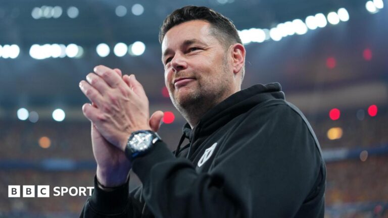Palace hold initial talks with Lens manager Sage