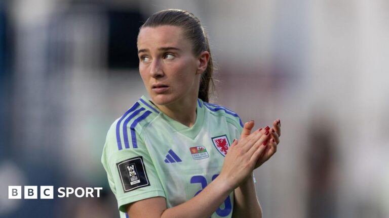 Wales aim to right their wrongs against the Czechs