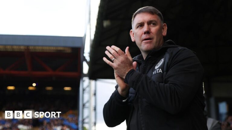 Stockport boss Challinor leaves League One club