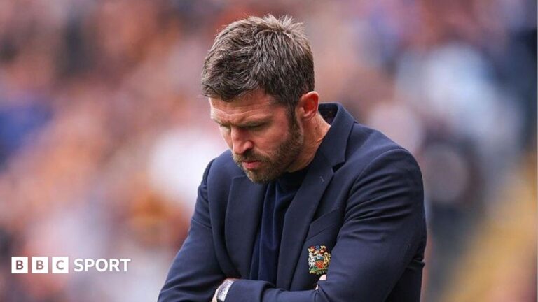 Man Utd ‘didn’t look ready’ – but hurting Carrick remains calm