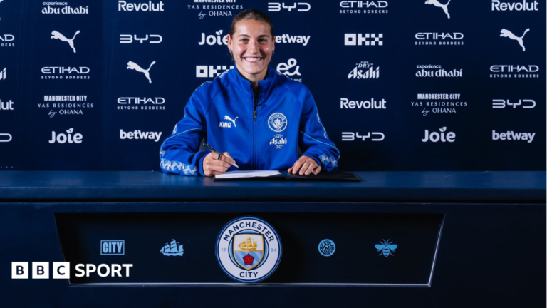 Germany’s Wamser completes move to Man City