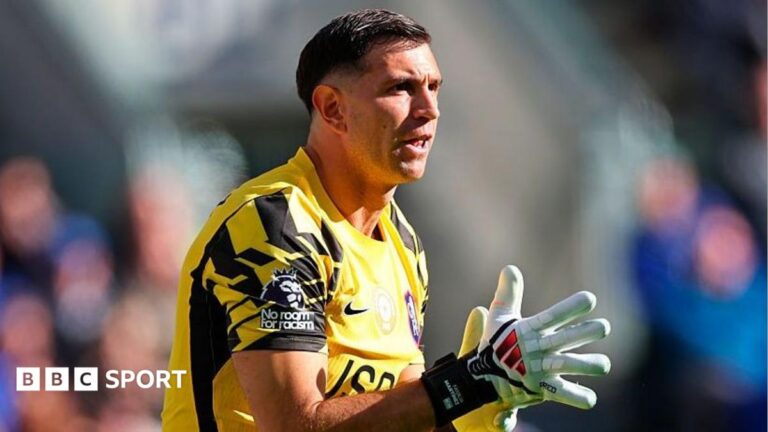 Chelsea’s Martinez taken to hospital for ‘precautionary tests’