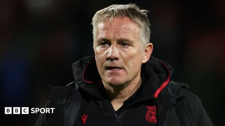 Parkinson demands response after Wrexham ship costly late goals