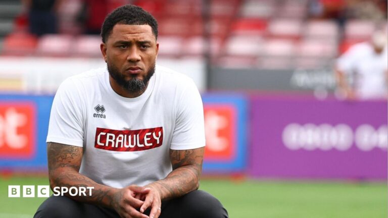 Crawley Town sack head coach Kazim-Richards