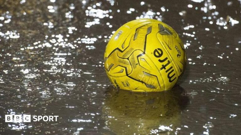 Penicuik v Clyde in Scottish Cup postponed