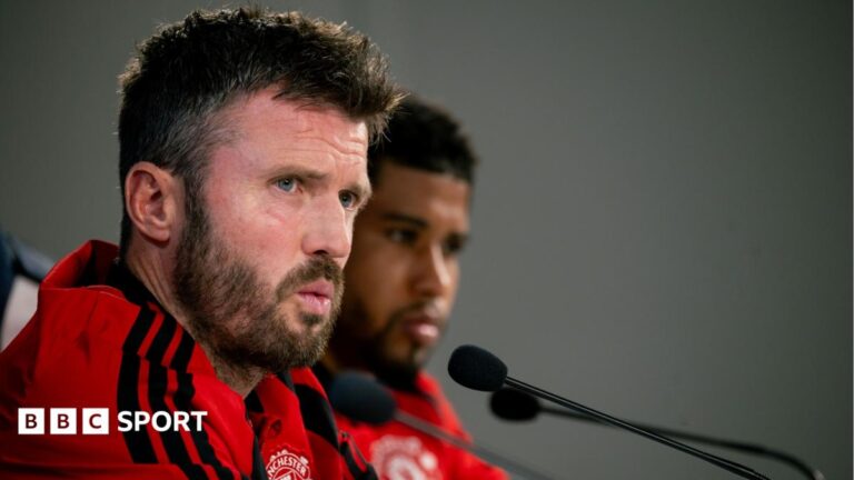 Carrick wants more Man Utd clean sheets to turn season around